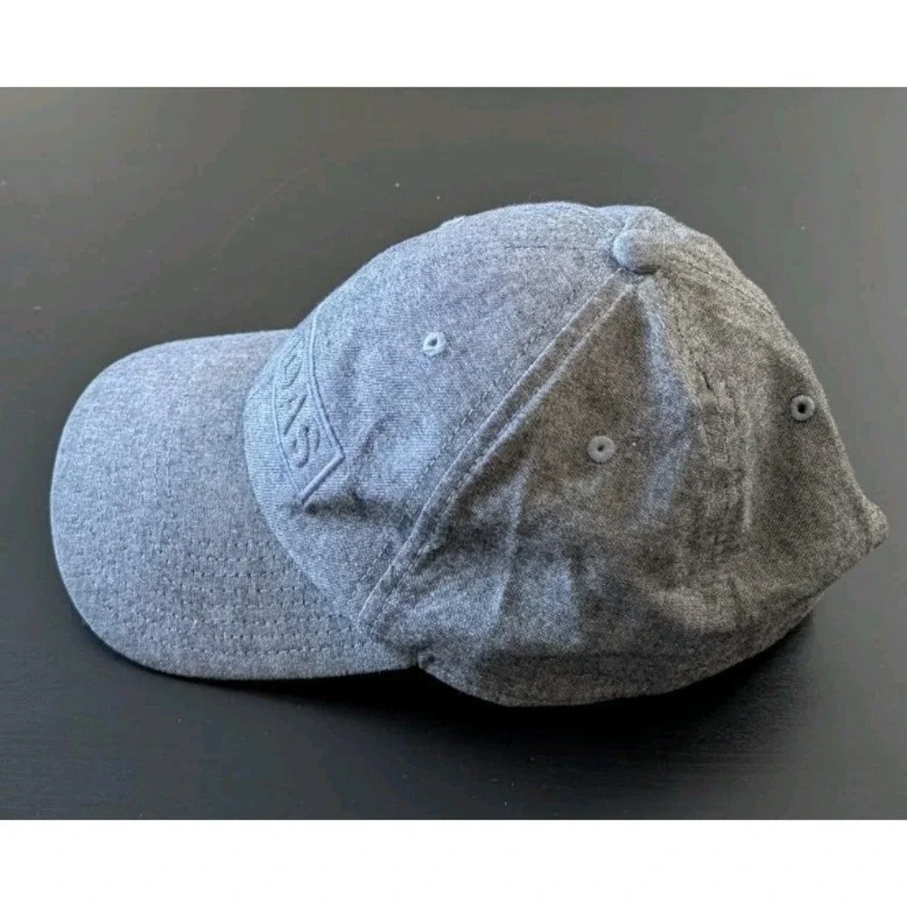 Adidas Hat Cap Strap Back Grey Mens Adjustable Climalite - Picture 2 of 8